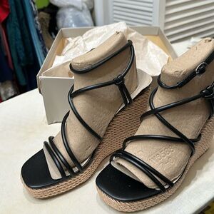 Marc Fisher Zesty Wedges - New, Never Worn. Black - size 8.5